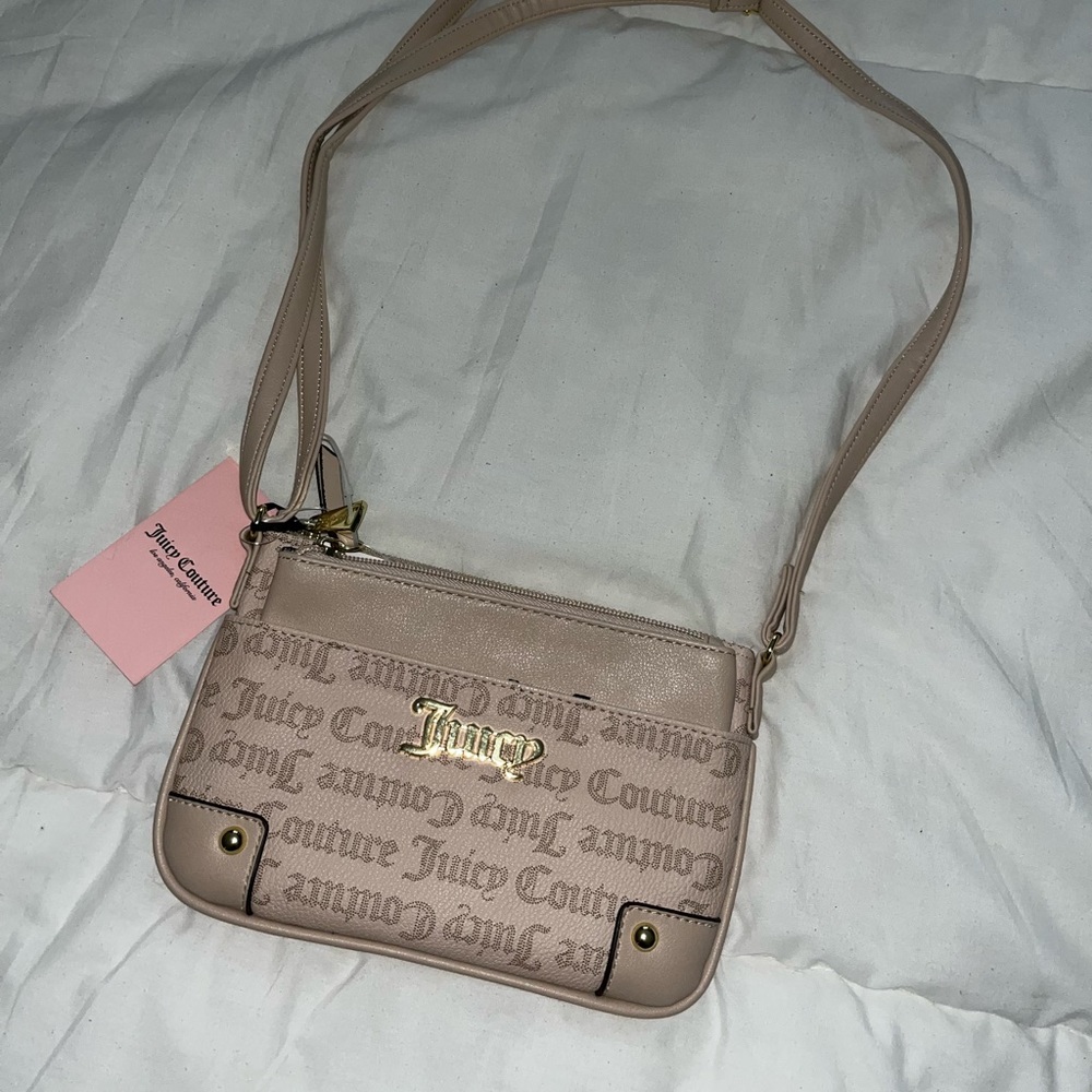 SOLD 🔴 Juicy Couture bag + pouch! 🤎